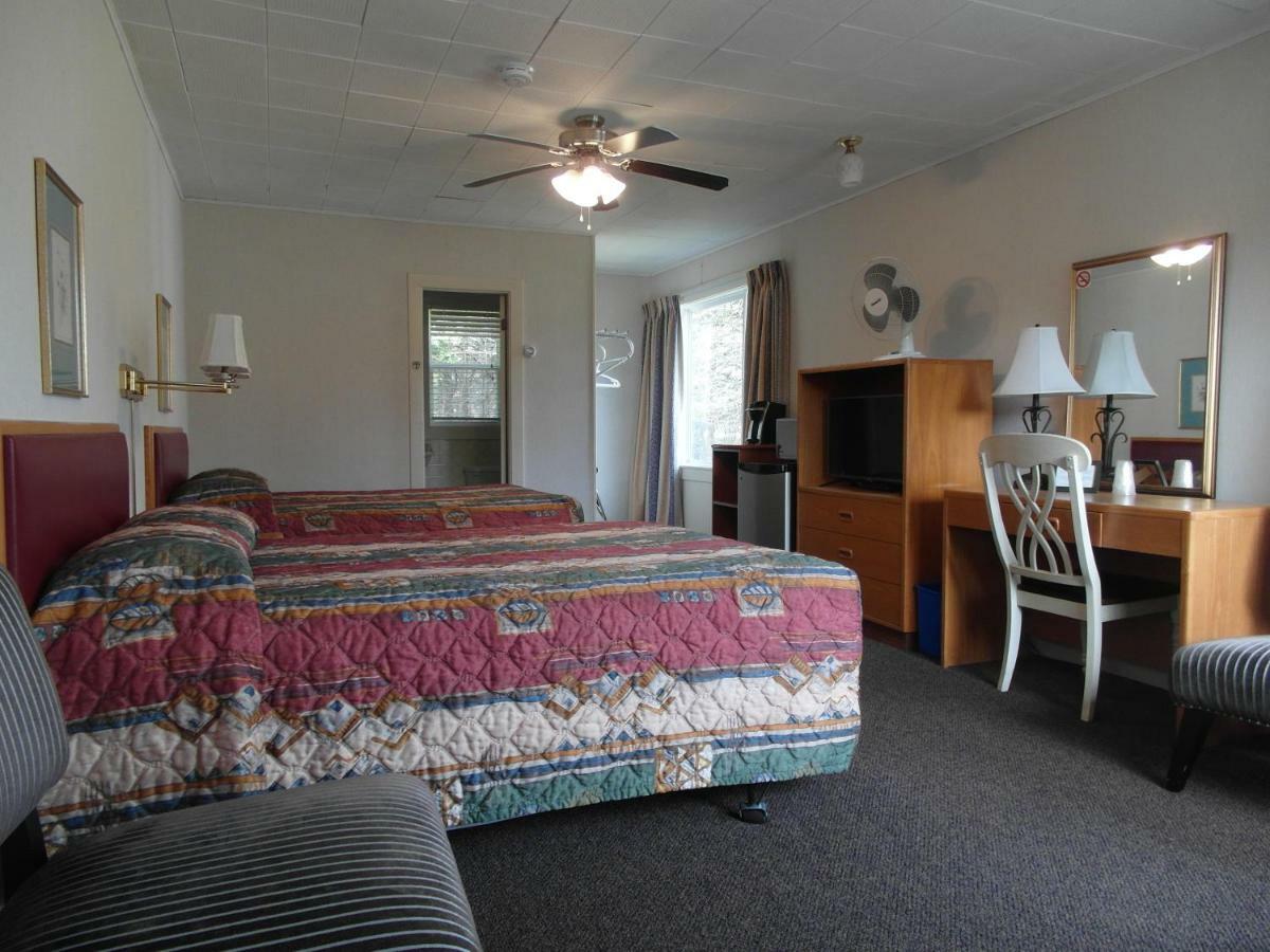 Lionstone Inn Motel & Cottages Pictou Extérieur photo