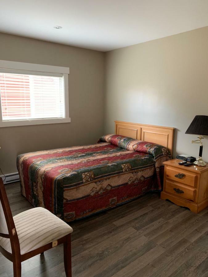 Lionstone Inn Motel & Cottages Pictou Extérieur photo